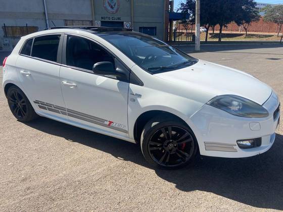 FIAT BRAVO 1.4 16V T-JET GASOLINA 4P MANUAL FIAT BRAVO 1.4 16V T-JET GASOLINA 4P MANUAL